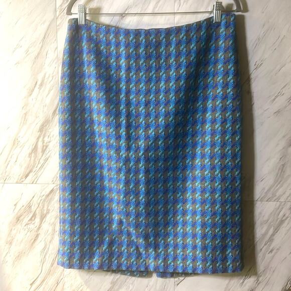 Talbots size 10 Blue and Black womans Houndstooth Pencil Skirt - Picture 8 of 8